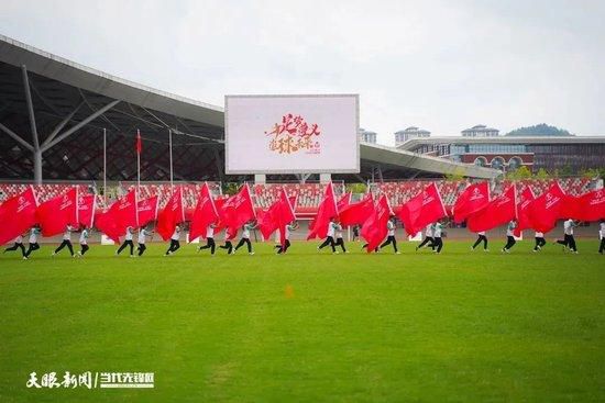 阿莱格里还表示：“怀森在比赛中是一名非常自信的球员，双脚技术都很好。